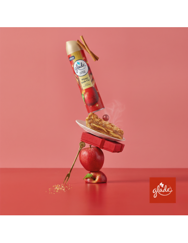 Jesienny oświeżacz powietrza w sprayu Glade Warm Apple Pie 300 ml 5000204416466 4
